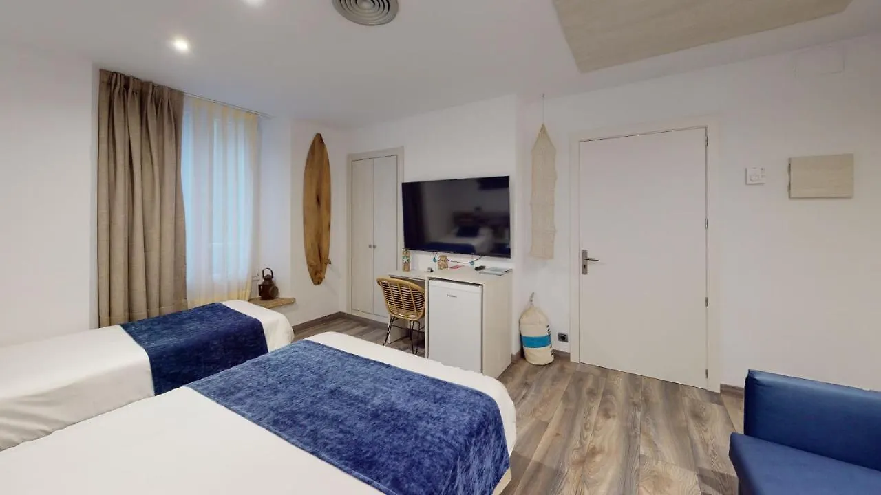 Hotel Bella Dolores Льорет-де-Мар 2*,